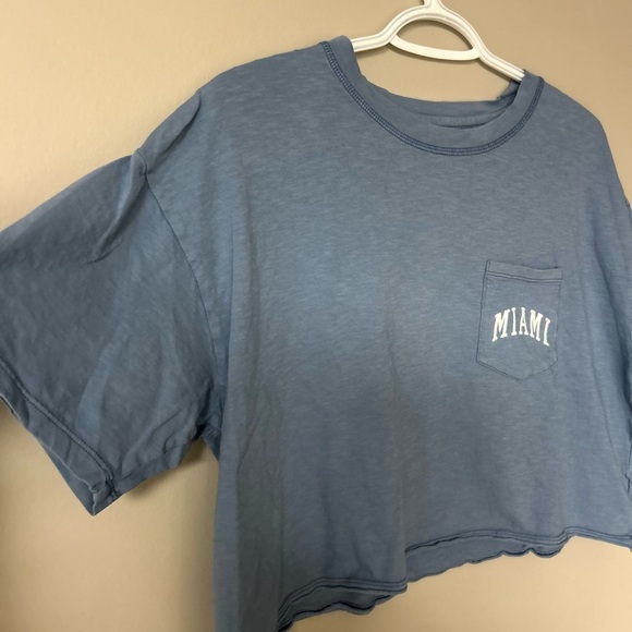 American Eagle Blue Cropped T-Shirt - Picture 2 of 4